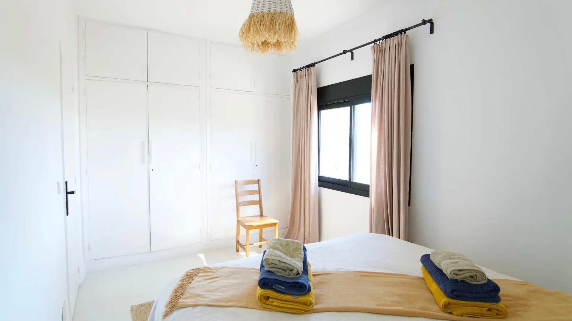 Spacious & Luxury Villa In Ibiza - Santa Gertrudis - Villa Chiquita Spain