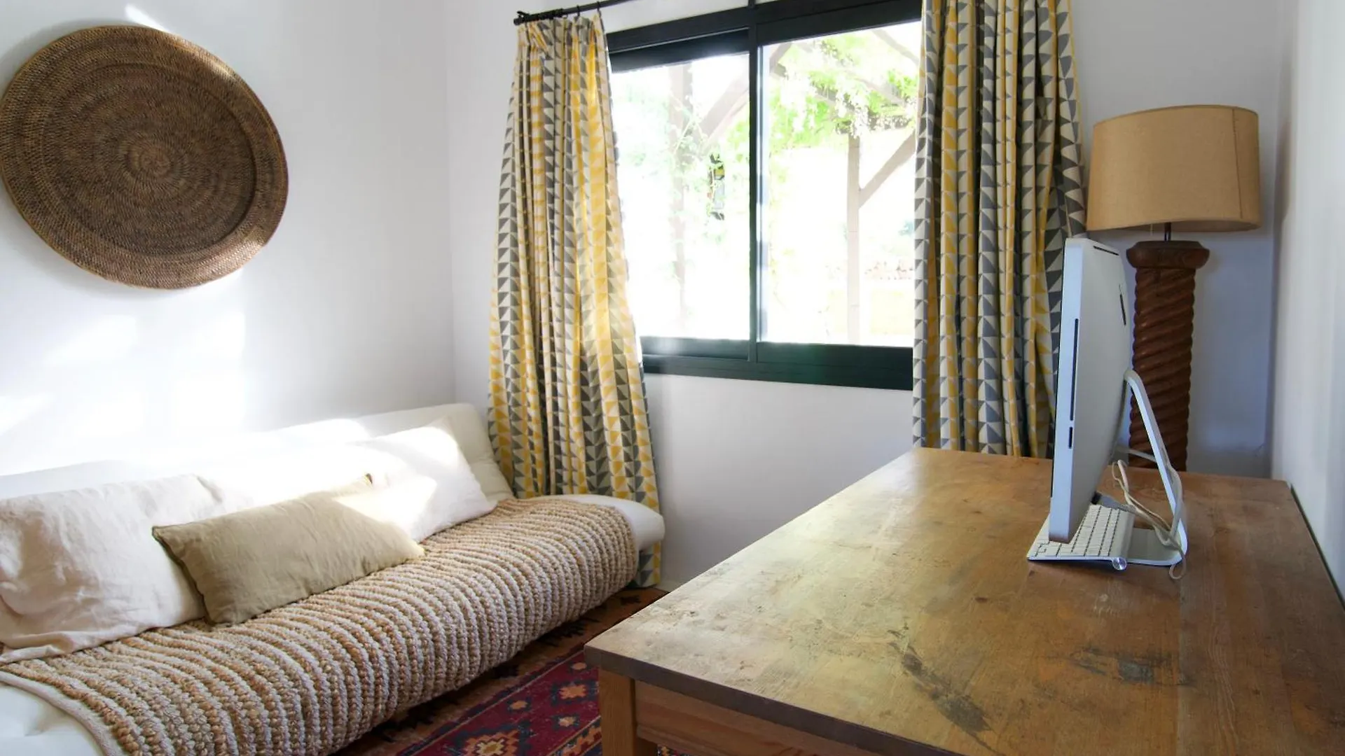 Spacious & Luxury Villa In Ibiza - Santa Gertrudis - Villa Chiquita